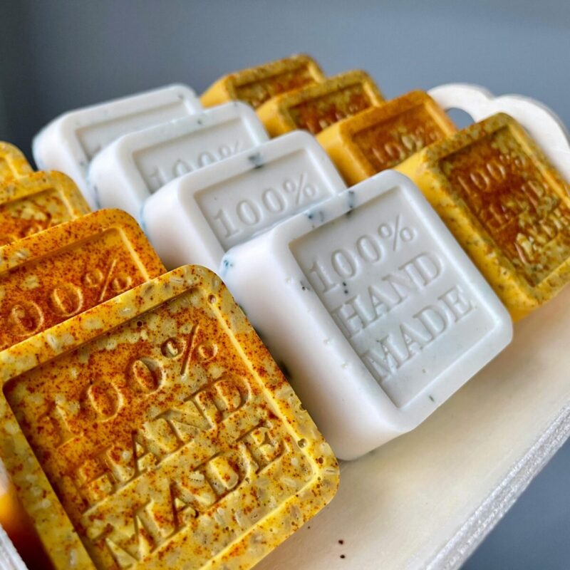 mydełka z naszej bazy mydlanej są idealnie nawilżające dzięki glicerynie