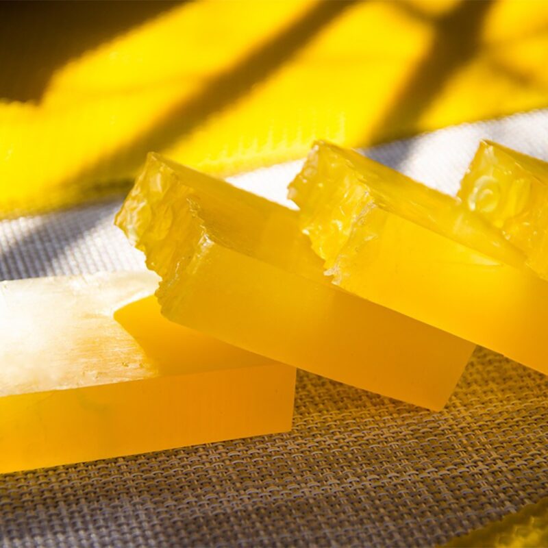 naturalna baza do robienia mydełek kolor żółty niemigrujący lub migrujący