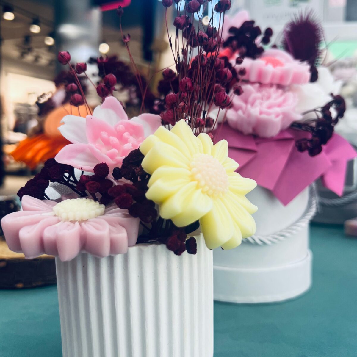 bukiet kwiatów z bazy mydlanej stokrotki