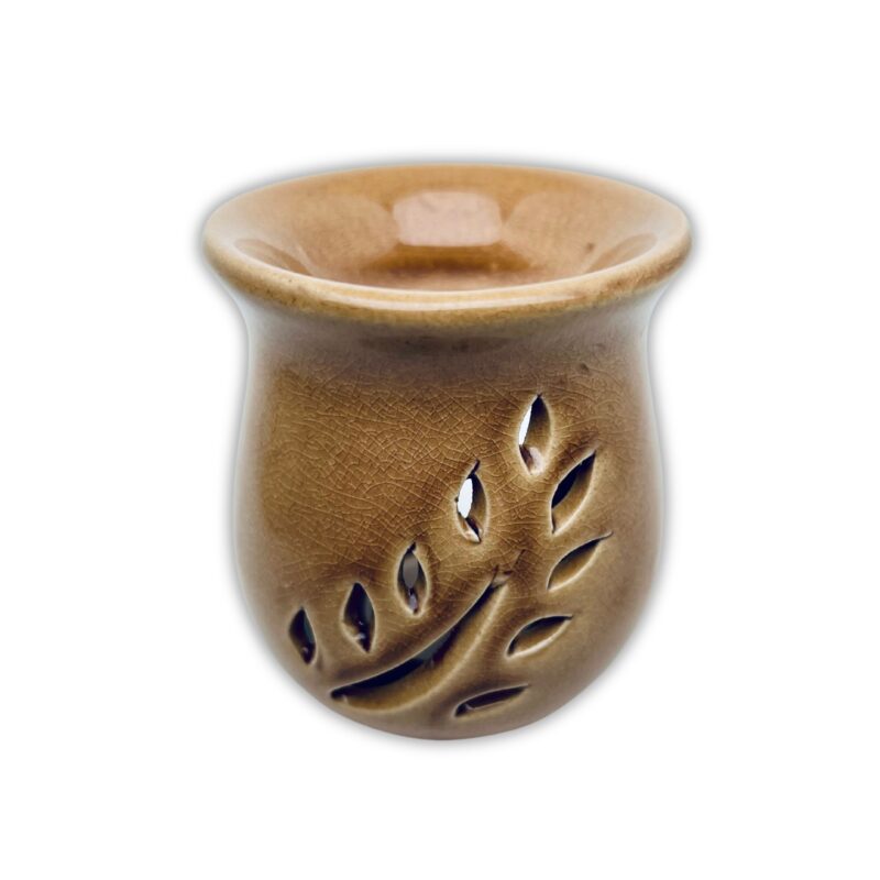 Mały kominek zapachowy koloru brązowego do olejków zapachowych