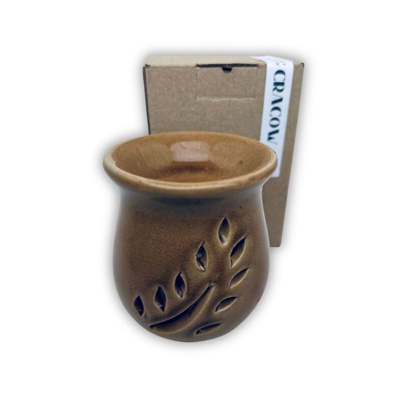 Mały kominek zapachowy koloru brązowego do olejków zapachowych z opakowaniem kartonowym