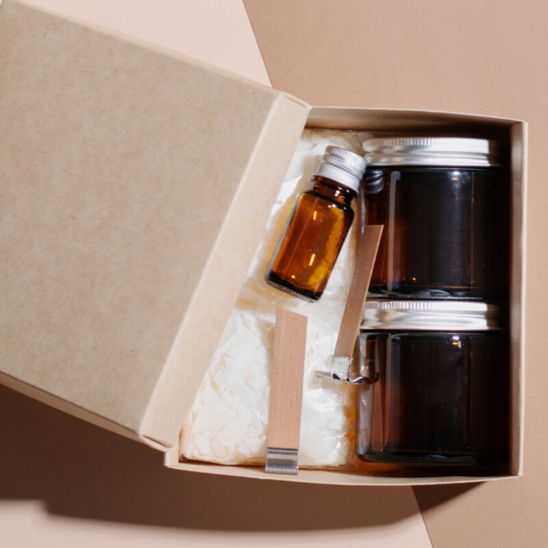 Zestawy zrób to sam do świec do mydełek do tabliczek zapachowych. Idealne dla każdego